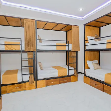 Kamkan Hostel